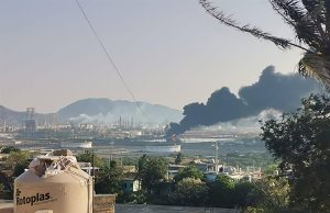 Se incendia refinería de Salina Cruz Oaxaca