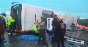 Tragedia en la Ruta 611 deja ocho muertos y múltiples heridos