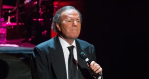 Denuncias por Agresiones Sexuales Contra Julio Iglesias