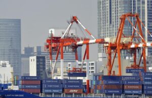 Empresas mexicanas adelantan compras y disparan importaciones desde Asia