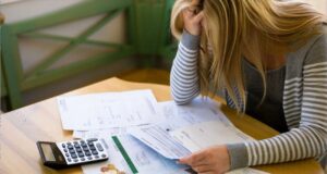 Salir de deudas encabeza los objetivos financieros de los mexicanos en 2026