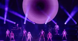 Fangoria convierte el Palacio de los Deportes en un antro retro