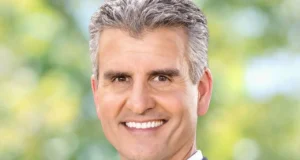 Disney nombra a Josh D’Amaro como sucesor de Bob Iger tras años de incertidumbre