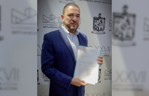 Cuauhtémoc Villarreal pide frenar el acoso digital en NL