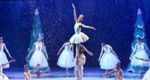 Ovación marca el estreno de El cascanueces con la CND