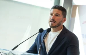 Samuel García niega riesgo de desabasto eléctrico en Nuevo León