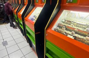 Cierran ocho establecimientos de máquinas tragamonedas del centro de Monterrey