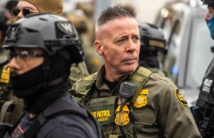 Remueven a Gregory Bovino tras operativo migratorio en Minneapolis