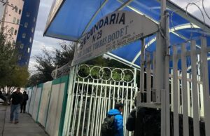 Asistencia normal pese a bajas temperaturas en secundaria del sur de Monterrey