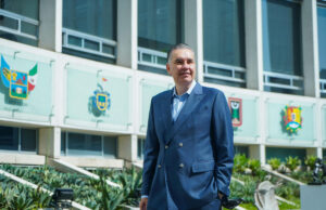 Llama Waldo al diálogo frente al intento estatal de incrementar el Impuesto Sobre Nómina en Nuevo León