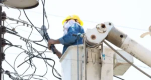 CFE anuncia corte de luz el domingo en 32 colonias de Monterrey y Guadalupe