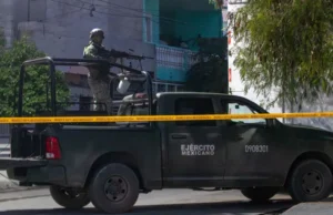 Realizan ocho cateos simultáneos por narcomenudeo en García