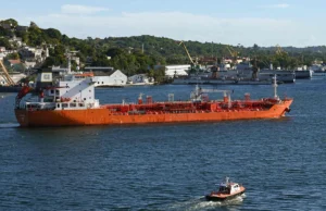 México envía cargamento de crudo a Cuba en medio de crisis regional