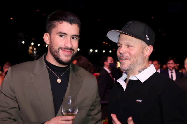 Diseño de outlet de notas (8)