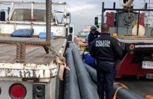 Trabajador muere aplastado por tubos de acero