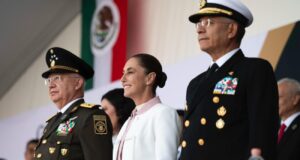 Fuerzas Armadas refrendan lealtad a Sheinbaum en aniversario histórico