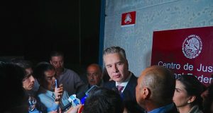 Ratifican prisión preventiva a funcionaria de Monterrey por caso de extorsión y falsedad en declaraciones