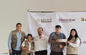 Entrega Gobierno Federal apoyos a jóvenes regiomontanos