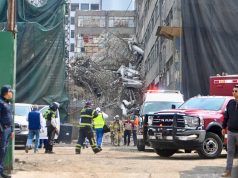 Colapsa edificio en demolición y deja varios heridos