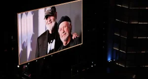 La Academia rinde homenaje a Rob Reiner en el inicio del In Memoriam de los Oscar 2026