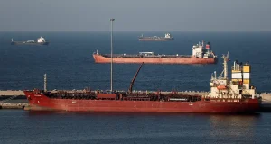 Irán amenaza con cerrar por completo el Estrecho de Ormuz si EE. UU. ataca sus centrales eléctricas