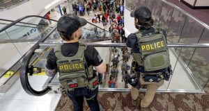 EE. UU. despliega agentes del ICE en 14 aeropuertos del país