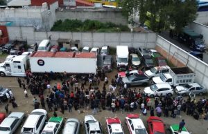 Hallan a 229 migrantes hacinados en un tráiler abandonado en Xalapa