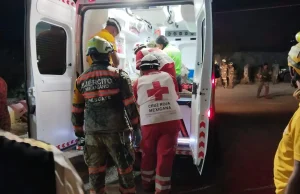 Rescatan con vida a minero atrapado en el sur de Sinaloa