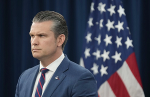 Jefe del Pentágono asegura que EU está “ganando sin piedad” la guerra contra Irán