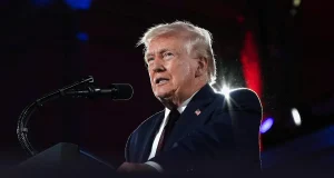 Irán niega haber solicitado un alto el fuego como asegura Trump