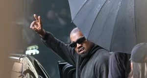 Reino Unido prohíbe la entrada al rapero Kanye West tras comentarios antisemitas