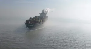 EE. UU. anuncia bloqueo naval total a puertos iraníes a partir del lunes
