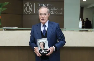 José Ramón Fernández publica “El protagonista”: memorias de una lucha contra el monopolio