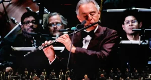 Histórico: Andrea Bocelli estremece el Zócalo con una fusión inédita de Ópera y Cumbia