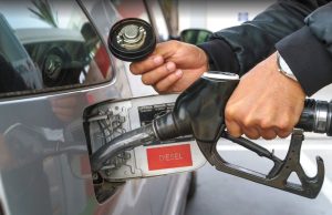 Control de precios: Gobierno y gasolineros fijan tope de 28 pesos para el diésel