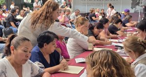 Entrega Gobierno Federal tarjetas a escuelas de Nuevo León