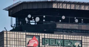 Limpiar la contaminación de Pemex costaría más de 532 mil mdd, revela estudio
