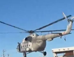 Se desploma helicóptero de la Marina durante despegue en Mazatlán; reportan cinco heridos