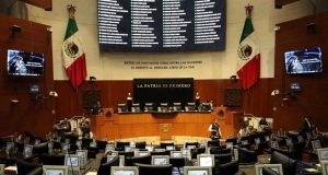 Morena busca periodo extraordinario en mayo para aplazar elección judicial a 2028