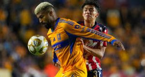 Se enciende la liguilla, Chivas y Tigres se enfrenta hoy en el Volcán