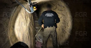 Aseguran túnel para robo de combustible en Santa Catarina, N.L.; incautan 205 mil litros de hidrocarburo