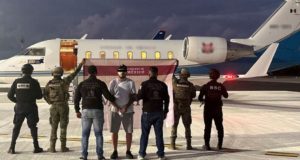 Capturan en Cancún a presunto líder criminal con ficha roja de Interpol