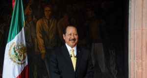 Leonel Godoy comparece ante la Fiscalía por el homicidio de Carlos Manzo en Michoacán