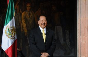 Leonel Godoy comparece ante la Fiscalía por el homicidio de Carlos Manzo en Michoacán