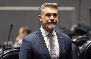Ruptura política: Sergio Mayer presenta renuncia irrevocable a su militancia en Morena