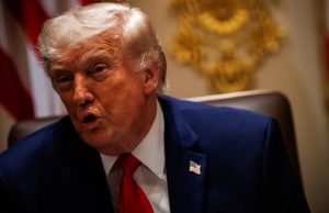 Trump rechaza que Rusia o China custodien el uranio enriquecido de Irán