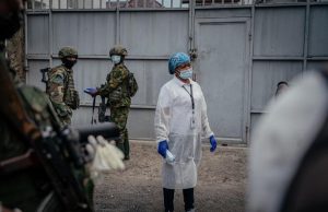 México impone restricción temporal a pasajeros de países africanos por brote de Ébola