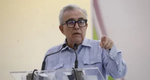 Rubén Rocha Moya confirma que comparecerá ante la FGR tras recibir citatorio formal