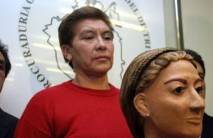 Hospitalizan de emergencia a Juana Barraza, “La Mataviejitas”, en Iztapalapa