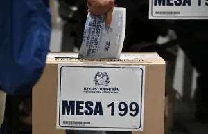 Colombia vota en primera vuelta para elegir al sucesor del presidente Gustavo Petro